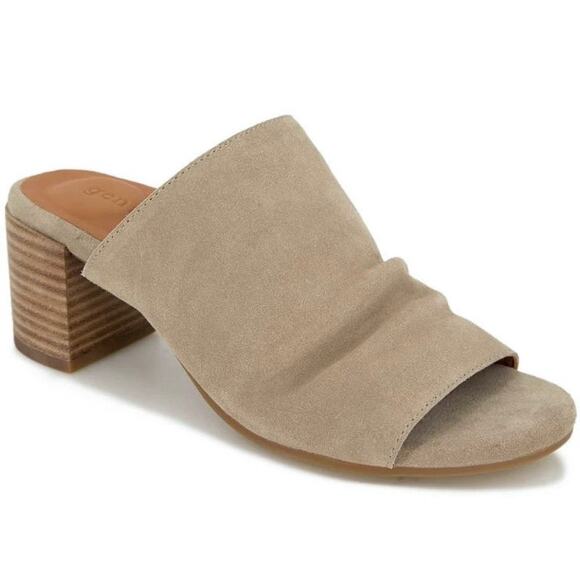 NIB Gentle Souls by Kenneth Cole 9M Chas Comfort Open Toe Heeled Sandals Suede - Picture 2 of 12